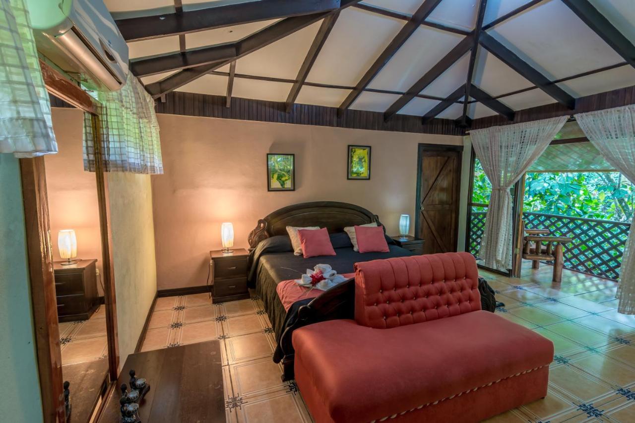 Ara Ambigua Lodge Sarapiquí Exterior foto